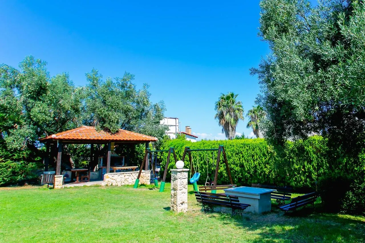 Golden Residence Family Resort Pefkochori Apartment